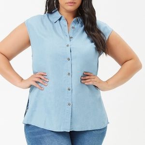FOREVER 21PLUS SIZE SLEEVELESS SHIRT